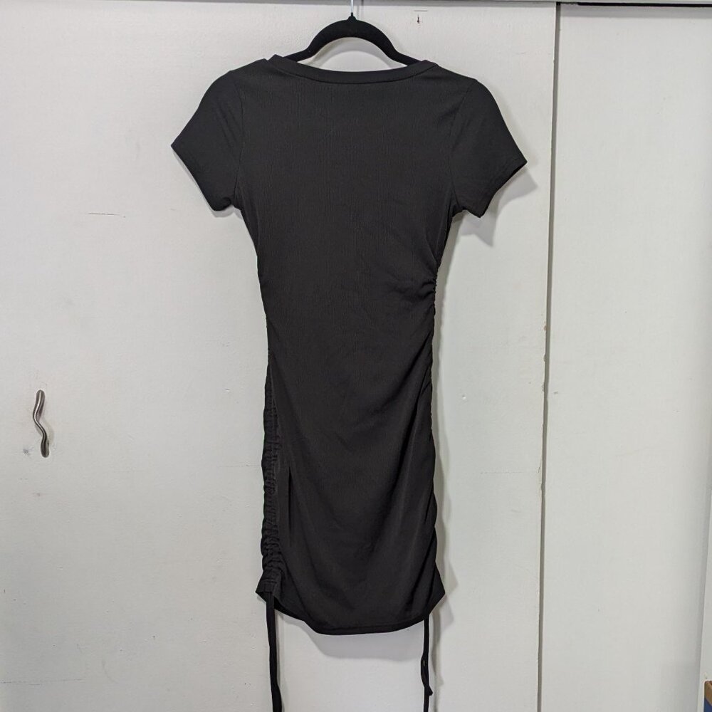 Black Short Sleeved Ribbed and Ruched Shirt Dress - Picture 4 of 4